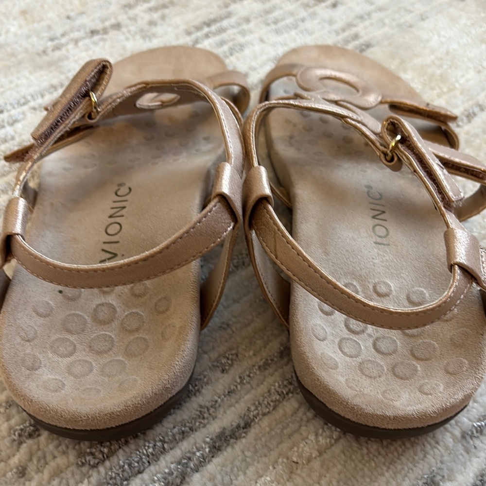 Vionic Women's Sandals in Metallic Tan - Picture 4 of 5